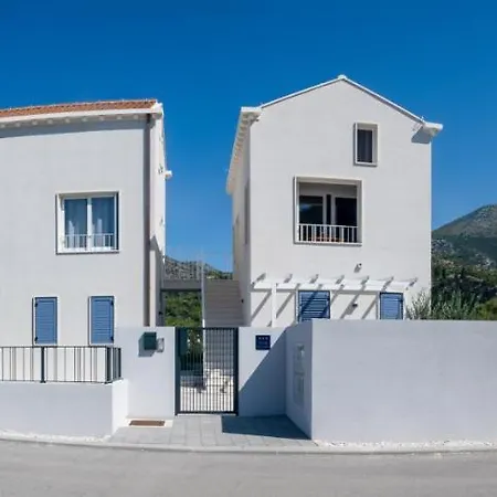 Luxury Seaview - Mare Apartament *